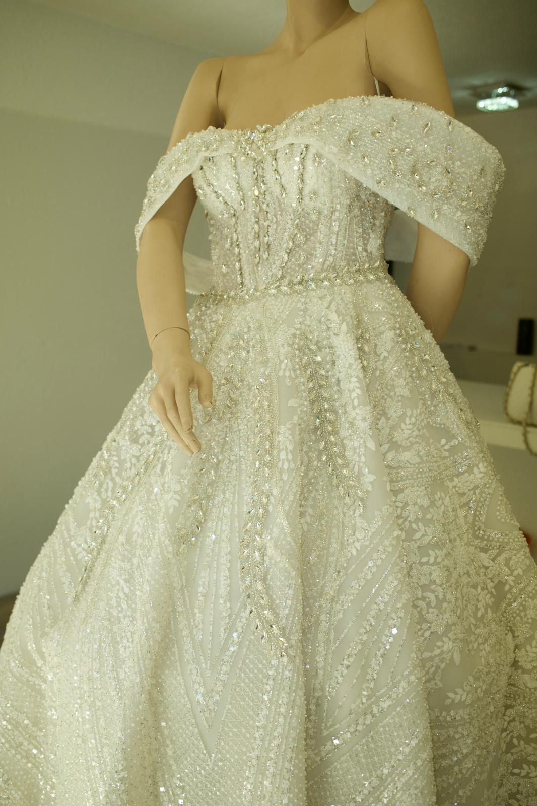 Ballgown 2900